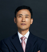 신권식 전문위원